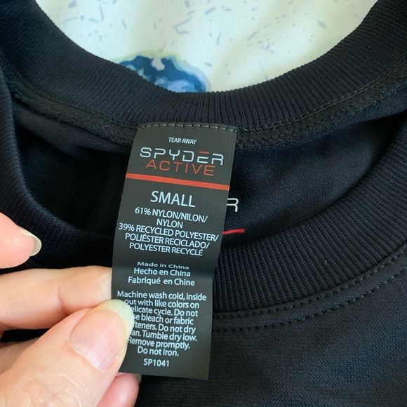 Spyder Active Long Sleeve Tee Black Size Small NWT - Picture 3 of 8
